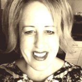 Portrait of Renae Sauter